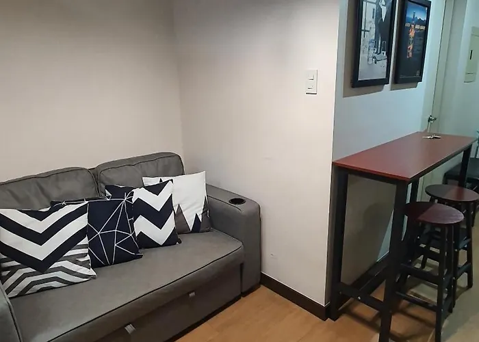 Aparthotel Bachelors Pad At The Celandine Manila